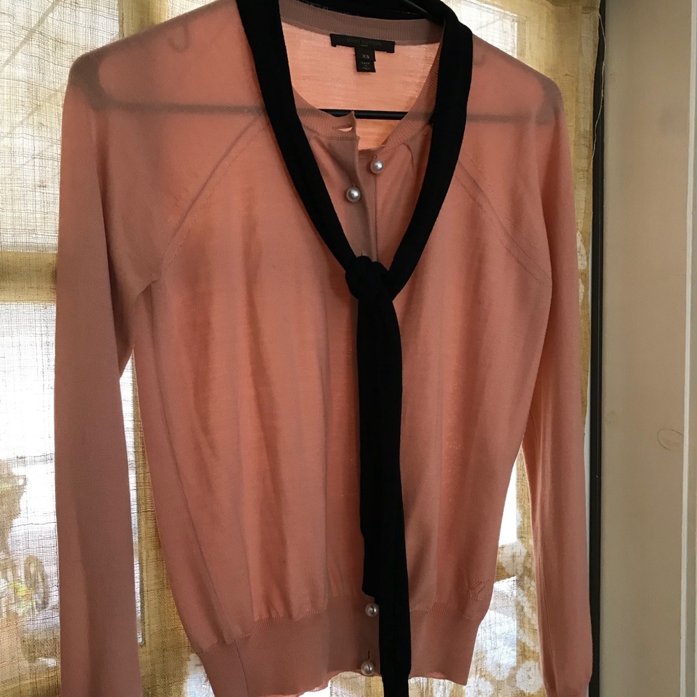 LOUIS VUITTON *authentic* cardigan sweater.